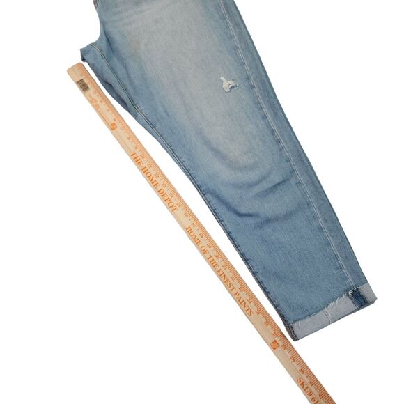 Universal Thread Women's Jeans Mid Rise Boyfriend Distressed Crop Size 12/31 - Picture 9 of 10